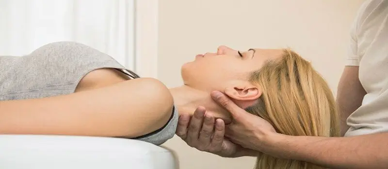 کایروپرکتیک برای بهبود درد گردن