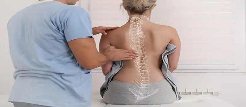 تاثیر کایروپراکتیک بر اسکولیوز و ناهنجاریهای ستون فقرات
